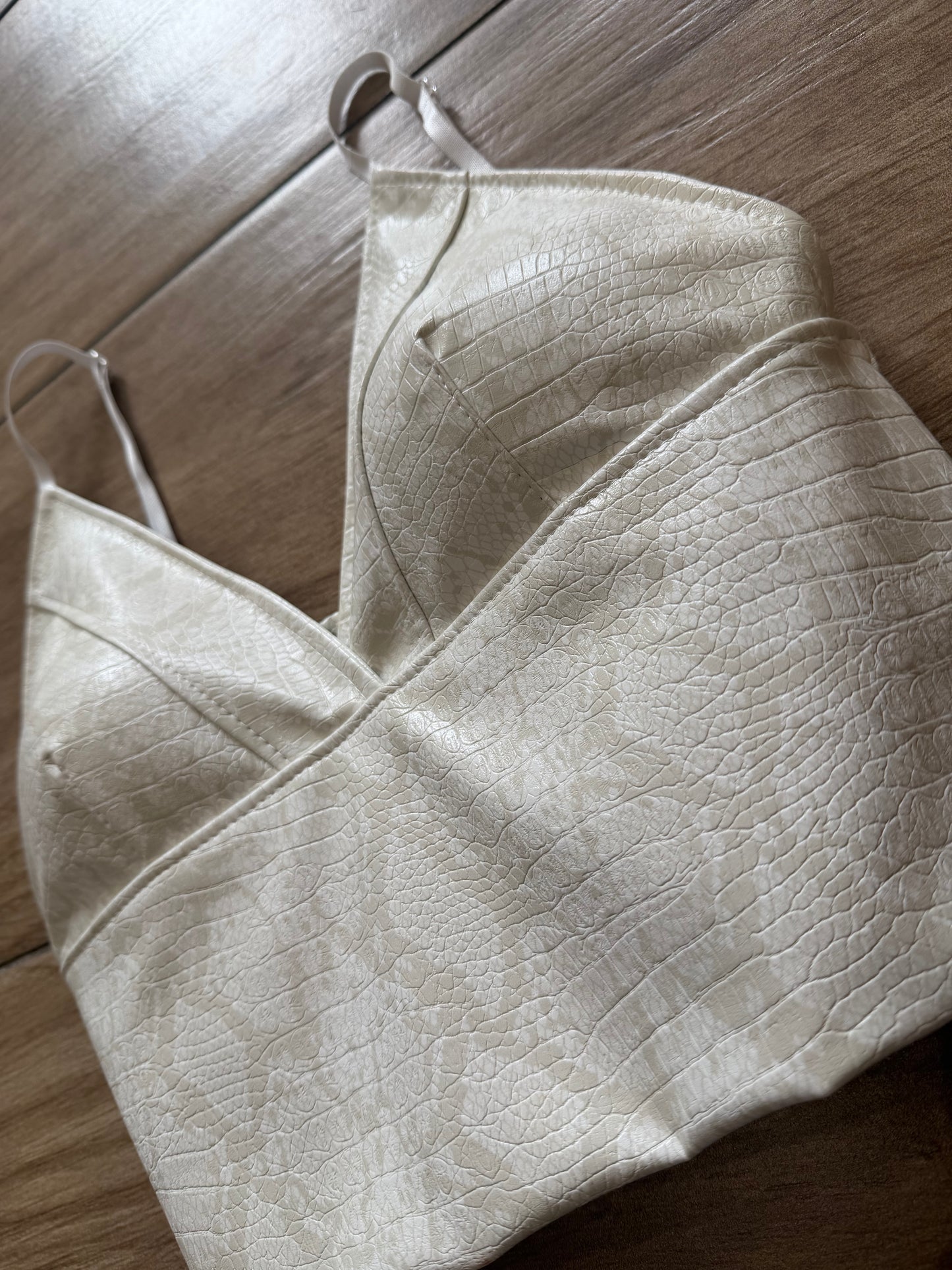 Top cropped ecopelle snake
