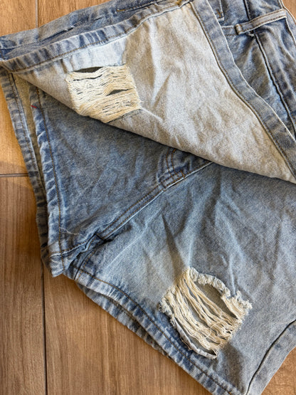 Short denim